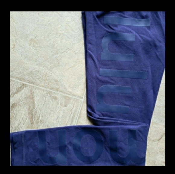 lululemon athletica Pants - 🥳🤩HOSTS PICK!🤩🥳lululemon align high rise legging 25"  *graphic